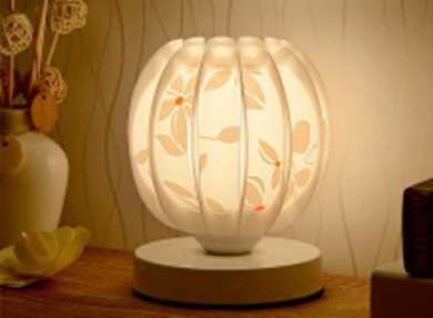 Leaf Design Metal Floor Lamp by Tu Casa